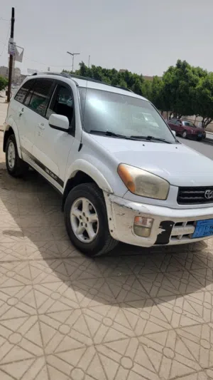 تويوتا راف فور