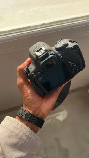 كاميرا كانون