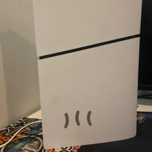 بلستيشن 5 للبيع معا كل اغراضه