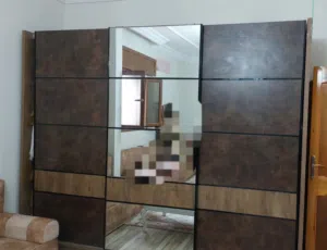 دولاب سحاب بحاله ممتازه تلاته متر وارتفاع 2*40