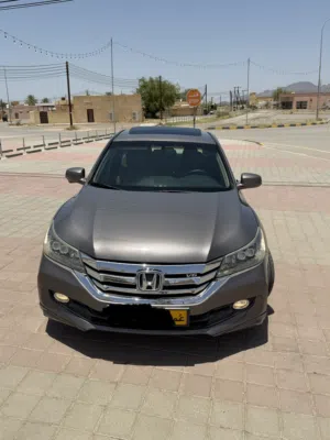Used Honda Accord in Al Sharqiya