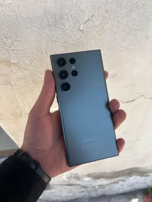 شرق اوسط Samsung s23 ultra 5g بحال الجديد خالي من اي مشاكل او خدوش نهائي  256 جيجا عربي