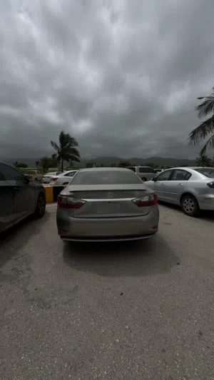 Used Lexus ES in Dubai