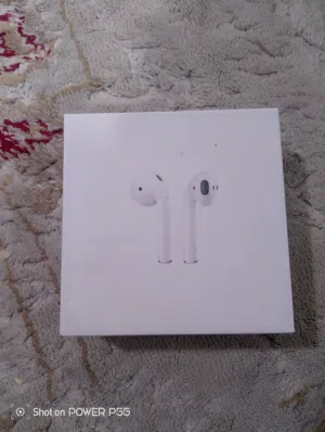 سماعة apple airpods 2 جديدة يوجد لدينا مفاصلة