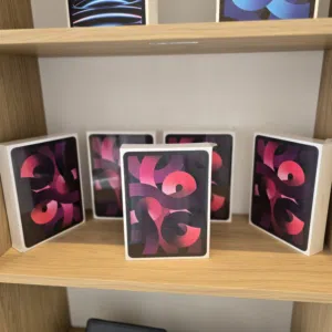 iPad Air 5 M1 64GB واي فاي وشريحة