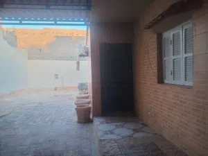 منزل للبيع او تبديل بي منزل في مناطق الدريبي غوت الشعال قدح قرية صالح