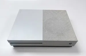 Xbox One S 2 Games No Controller 500gb