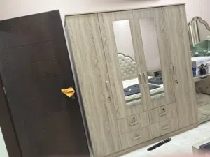 كبت ملابس بحاله ممتازه