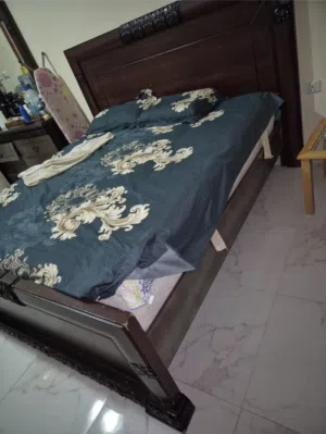 Bedroom Set  King size Bed  6 Doors Cupboard  Dressing table