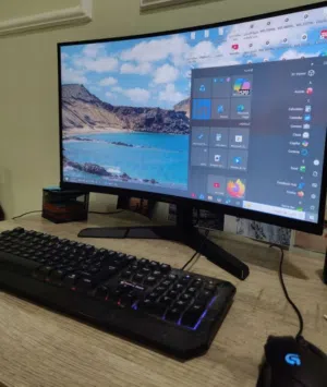 27 Other monitors for sale  in Buraimi