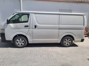 Toyota Hiace 2013 Cargo Model