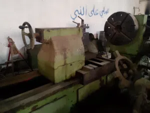 مكينة خراطة هندية