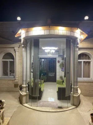 5 Bedrooms . Furnished . Yearly0