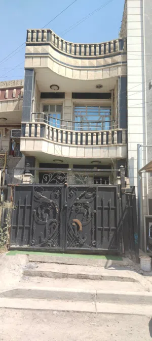 86 m2 3 Bedrooms Townhouse for Sale in Baghdad Falastin St