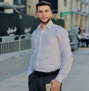 معتز 