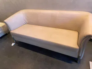 سرير للبيع مع مرتبه طبيه حالته ممتازه
