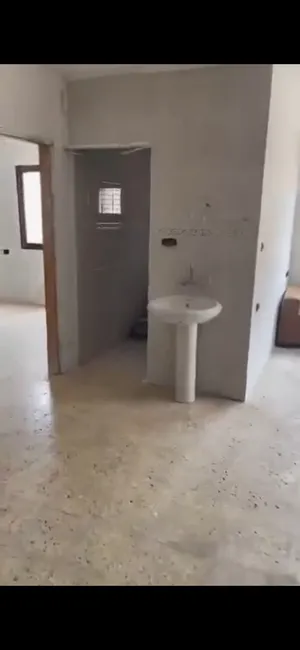 ‏٣ غرف نوم ‏.‏ حمّام ‏.‏ 100 م٢‏1