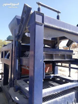 مكينة طوب آلي