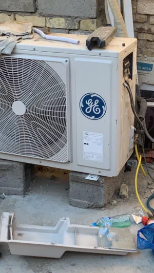 كهربائي محترف أقدم جميع أعمال الكهرباء للمنازل والمحلات بخبرة ودقة في العمل وشد وصيانه السبالت