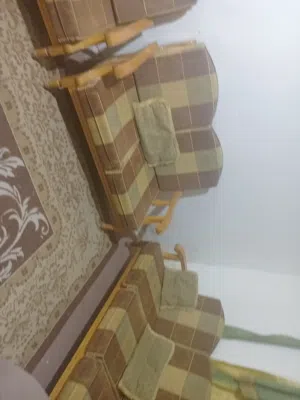 كنب مورس وخزانة احذيه للبيع