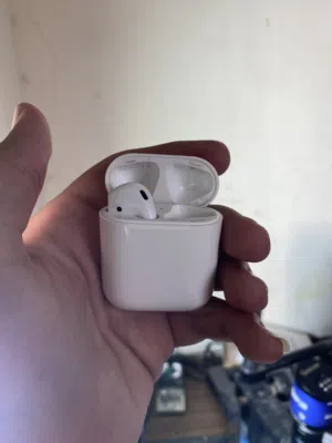 AirPods2 للبيع