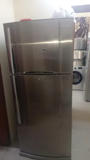 Toshiba used excellent Condition Refrigerator Extra Large Size approximately 700 Litters Only 85BD