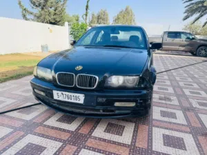 BMW 328I بيم فئة تالتة