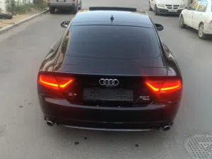 دي A7 2012 استراد كوريا فل رقم 1 صالون خمري ابواب شفط فتحة محرك 30 T  ماشية 107
