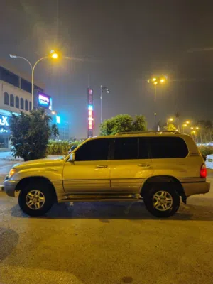 Used Lexus LX in Dhofar