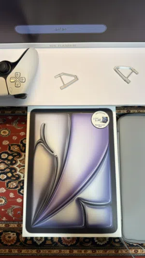 Apple iPad Air 11 128 GB in Al Dhahirah