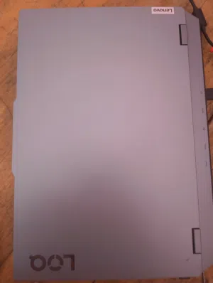 لابتوب كسر زيرو لينفو استعمال خفيف