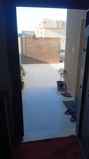 منزل عين زارة  الاستراحة الحمراء مؤجر حاليا