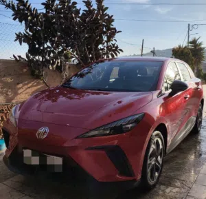 MG 4 الصديقه  للبيئة الكهربائية بالكامل والاكثر شعبية