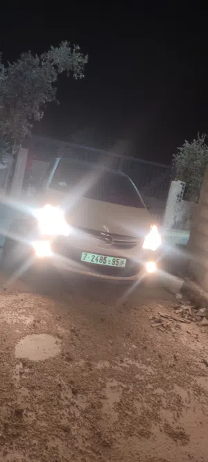used-opel-corsa-in-ramallah-and-al-bireh