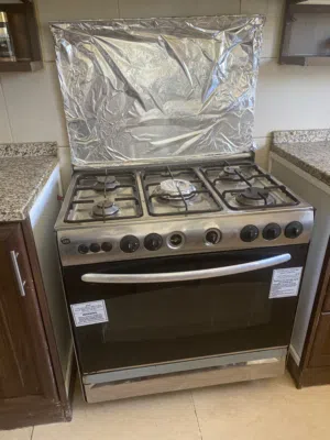 فرن للبيع بحالة جيده