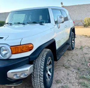 Used Toyota FJ in Benghazi