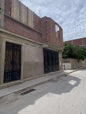 More than 6 bedrooms . 2 Bathrooms . 152 m20