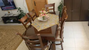 طاولة سفره