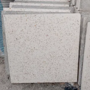 بلاط مزايكو