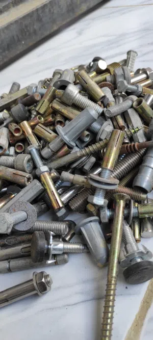 براغي وزنجير للبيع