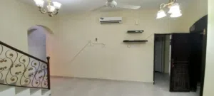 للايجار فيلا ممتازة في بركاء في الهرم الشمالية