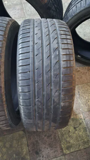 للبيع اطارات نيكسن مقاس 235/45R18 سنة الصنع 2024