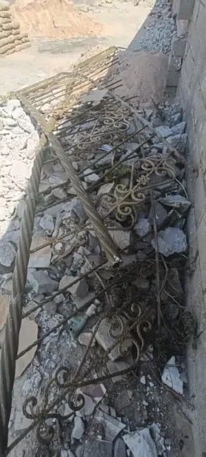 محجر درج جدا جدا نضيف قطعتين