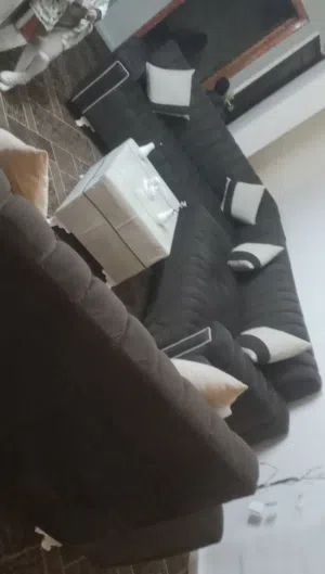 كنب تفصيل خشب لاتيه