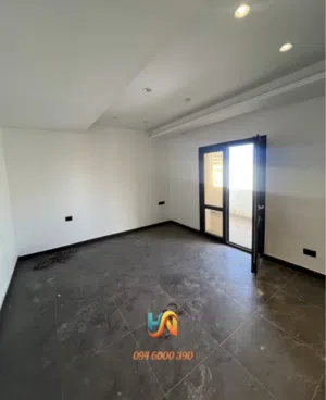 شقة سكنية الطابق الاول بعد ارضي زاوية الدهماني بلقرب من الجزيرة تشطيب فاخر استلام فوري شاهد الوصف
