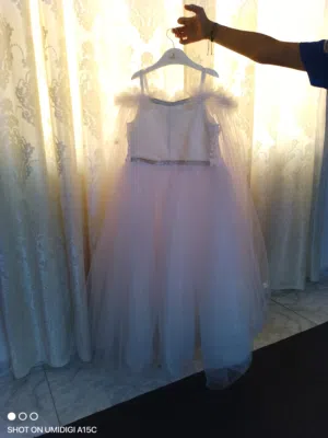 فستانين بدلة ابيض محيرة جديدة لبسة وحده و موديل جديد فستان مشمشي اصفر جديد كمان لبس وحده وموديل جديد