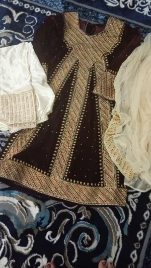 لبسه عماني للبيع 20