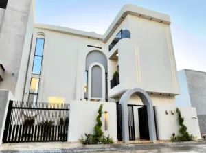 عرض فاخر من الاخر وعرض الموسم فيلا كلاسيكية حديثه للبيع السراج طريق الثلاجات بالقرب من صاله ليلتي