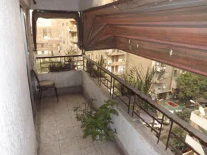 شقه للبيع بالزيتون