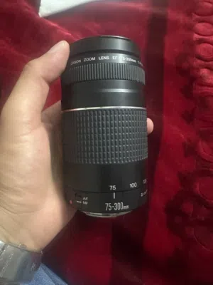 عدسة كانون 70-300 استخدام قليل